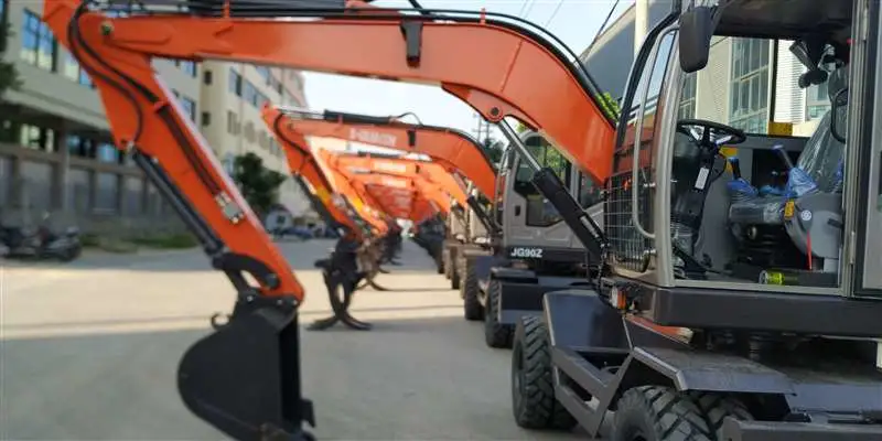 CE-Approved-6ton-9ton-Mini-Excavators-Digger-Earth-Moving-Machine-Hydraulic-Wheel-Excavator (5)