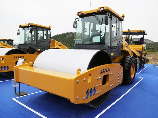 Road-Construction-12t-Single-Drum-Road-Roller-Xs123-Full-Hydraulic-Compactor-with-Pad-Foots (2)