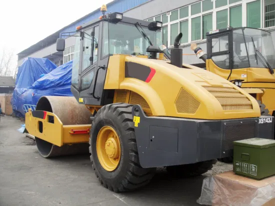 Road-Roller-14-Tons-Weight-Xs143j-Single-Drum-Compactor (2)